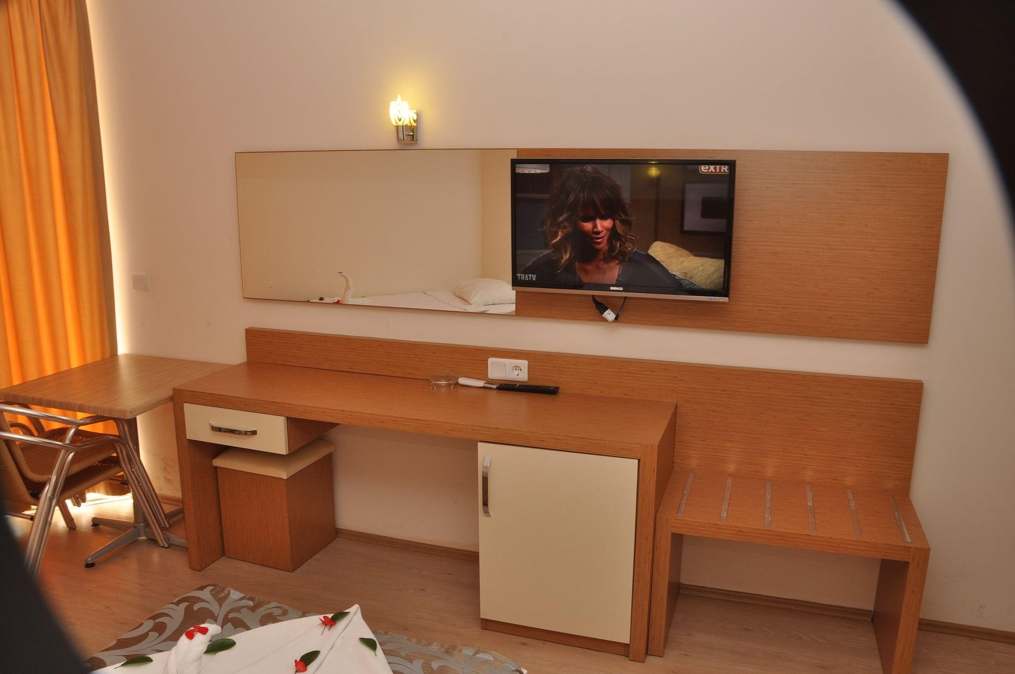 Grand Ati̇Lla Hotel Alanya Exterior photo