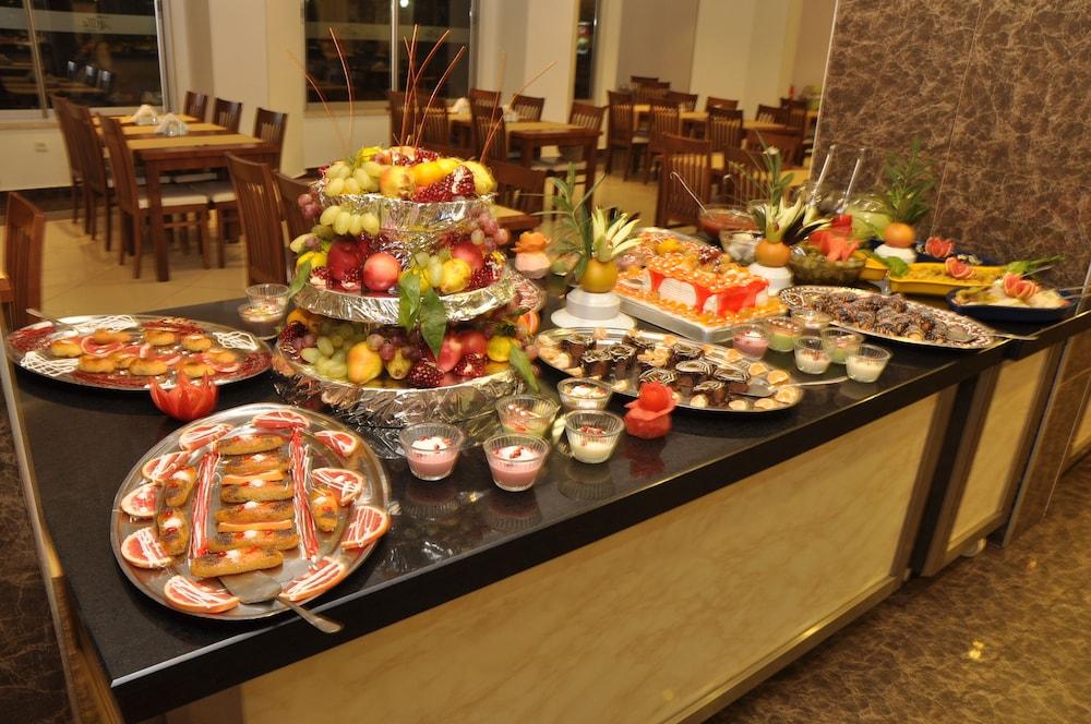 Grand Ati̇Lla Hotel Alanya Exterior photo